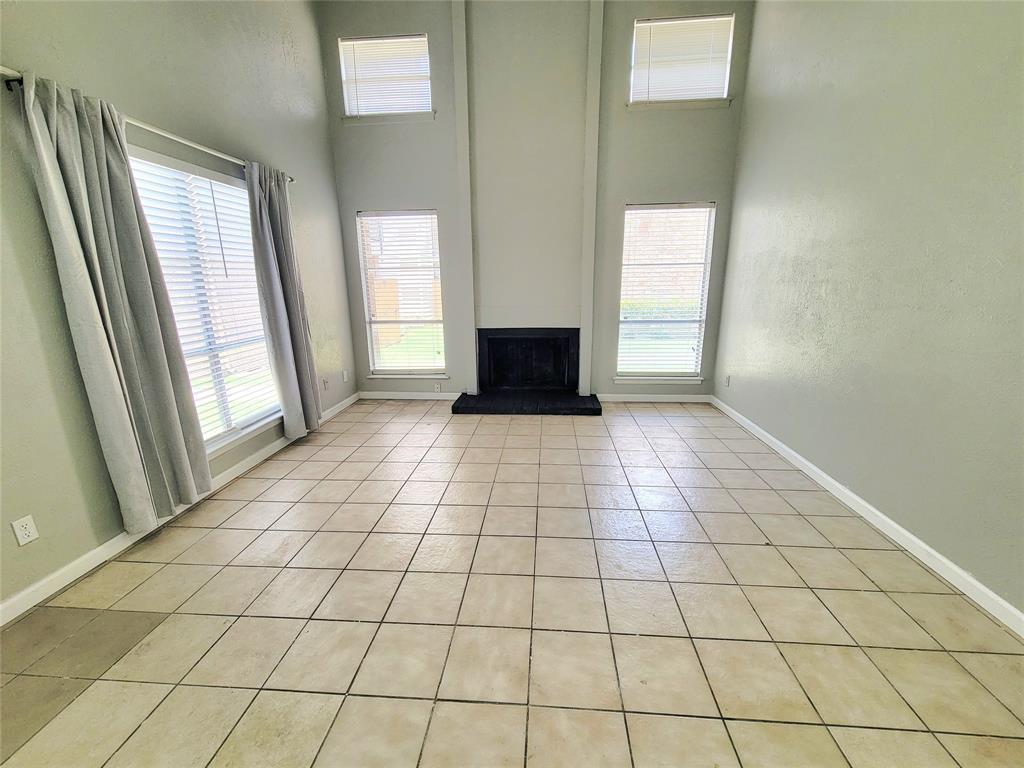 Woodhaven Condo - Residential