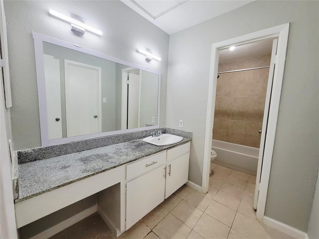 Woodhaven Condo - Residential