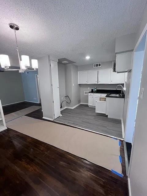 Cloverdale 01 - Residential