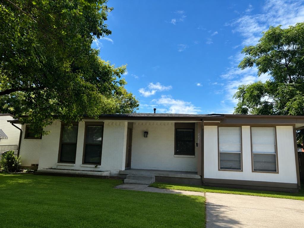 Cloverdale 01 - Residential