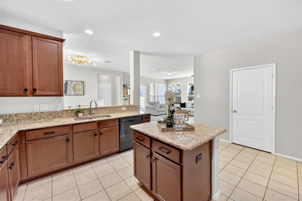 Azalea Village At Savannah Pha - Residential