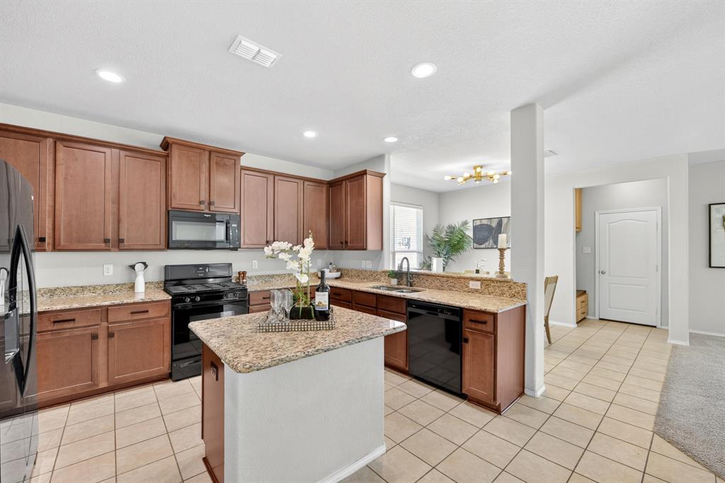 Azalea Village At Savannah Pha - Residential