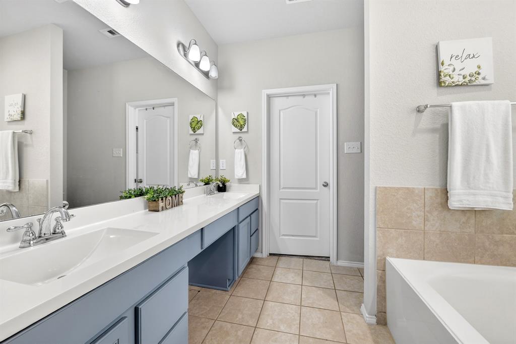 Azalea Village At Savannah Pha - Residential