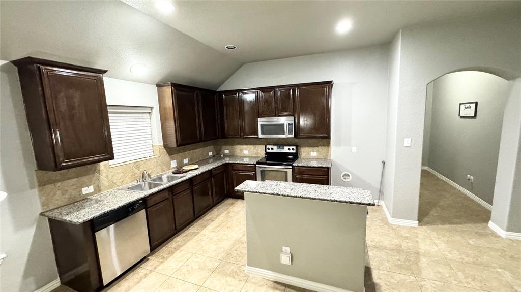 Mountani Crk Mdws Ph III - Residential
