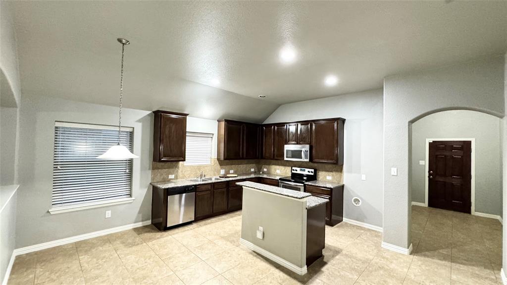 Mountani Crk Mdws Ph III - Residential
