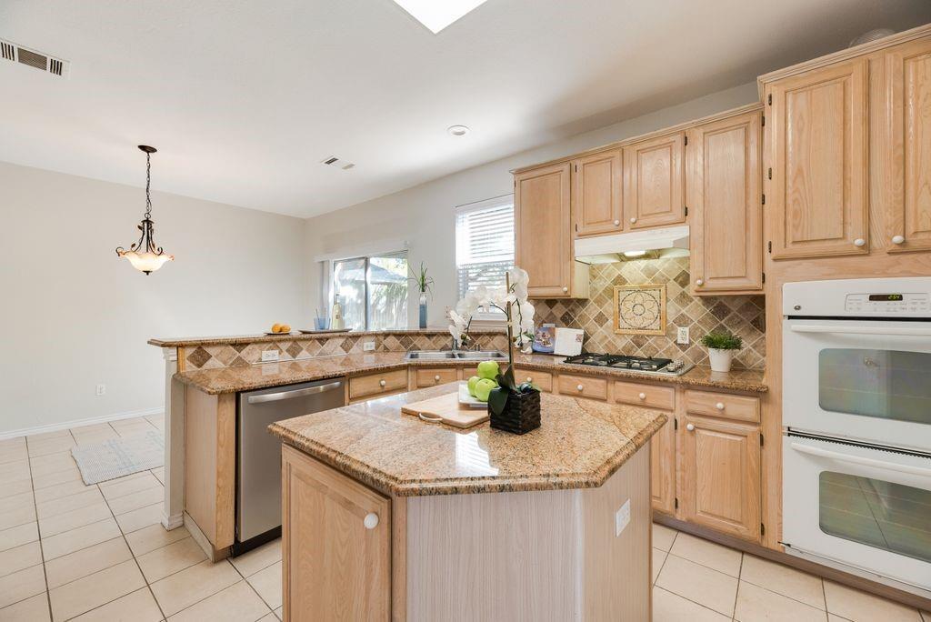 MOSS CREEK ESTATES NORTH II - Residential