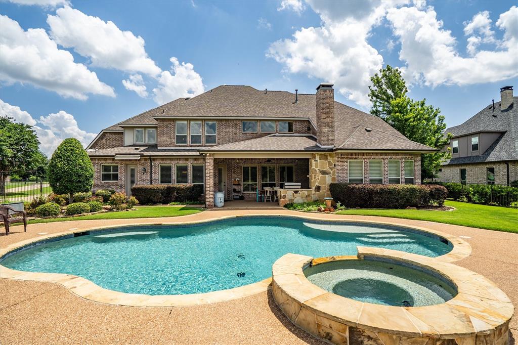 Bella Lago - Residential