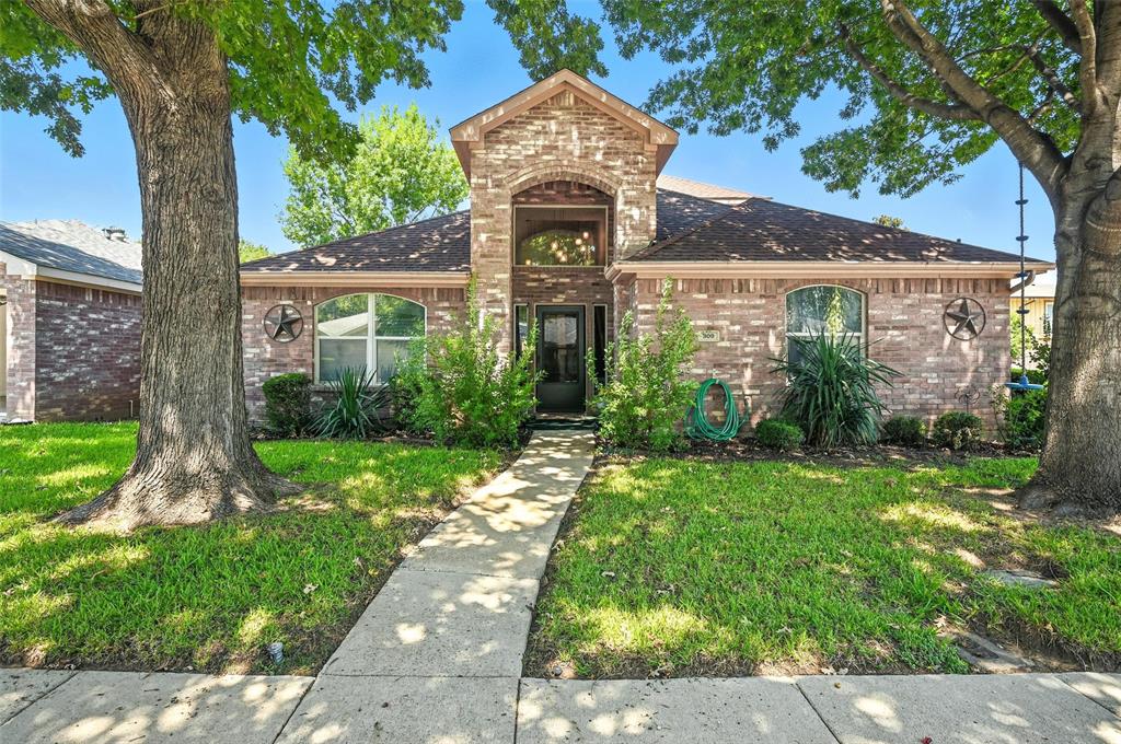 Charming home tucked away on a quiet cul-de-sac in the sought-after Familia Place community! This 3-bedroom, 2.5-bath residence offers 1,844 sq. ft. of comfortable living space with thoughtful upgrades throughout. The main level features a welcoming living room with a cozy fireplace, an open dining area, and a spacious kitchen complete with quartz countertops, stainless-steel appliances, breakfast bar, walk-in pantry, and ample cabinetry. The private primary suite is conveniently located downstairs with a jetted garden tub, dual sinks, and a walk-in closet. Also on the main floor a convenient half bath and appointed office. Upstairs, you’ll find two generously sized bedrooms with walk-in closets and a full bath. Enjoy outdoor living with a covered patio, landscaped yard, and the privacy of a corner lot. Additional highlights include 2-car garage, decorative lighting, and skylights that bring in natural light. Conveniently located near schools, shopping, and major highways, this home combines comfort and convenience in the heart of Irving. Schedule a showing today!
