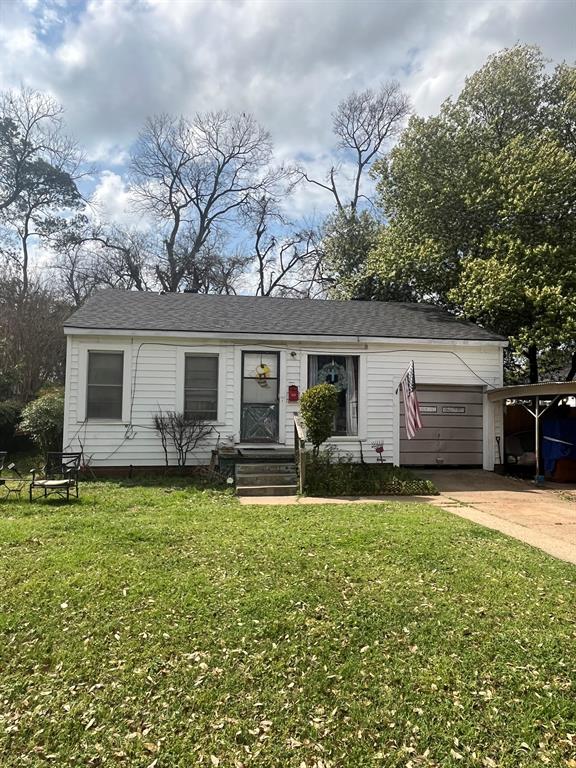 House is leased for another year at $850 per month.  Long term tenants.  they would like to remain.  House is currently under property management, and the management can remain in place after a sale if needed to make a easy investment.