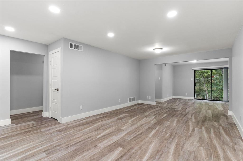 Claremont 04 Inst - Residential Lease