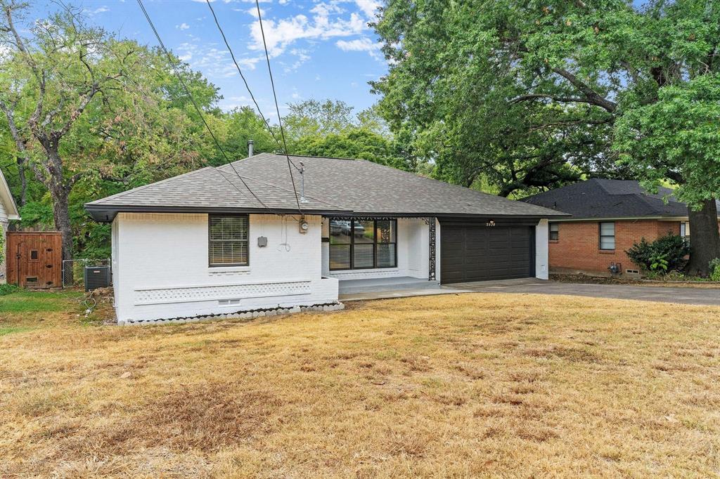 Claremont 04 Inst - Residential Lease