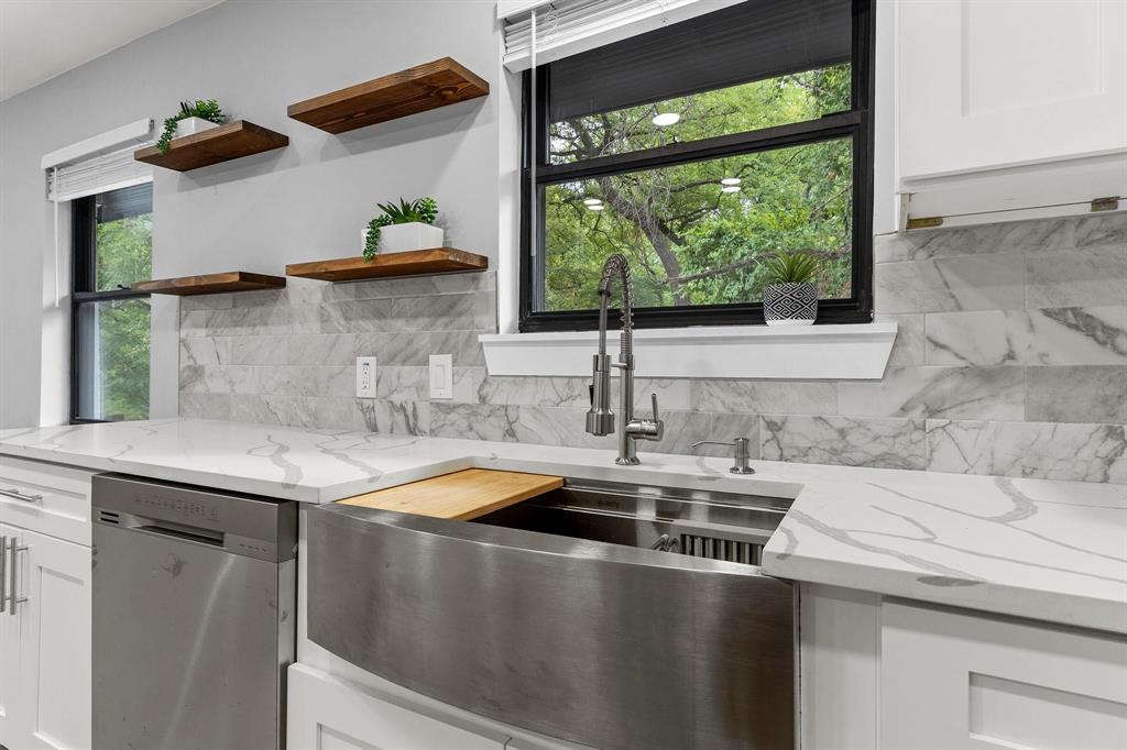 Claremont 04 Inst - Residential Lease