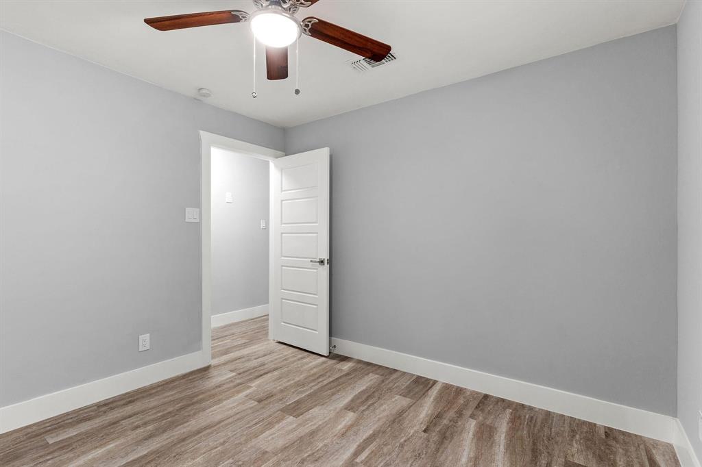 Claremont 04 Inst - Residential Lease