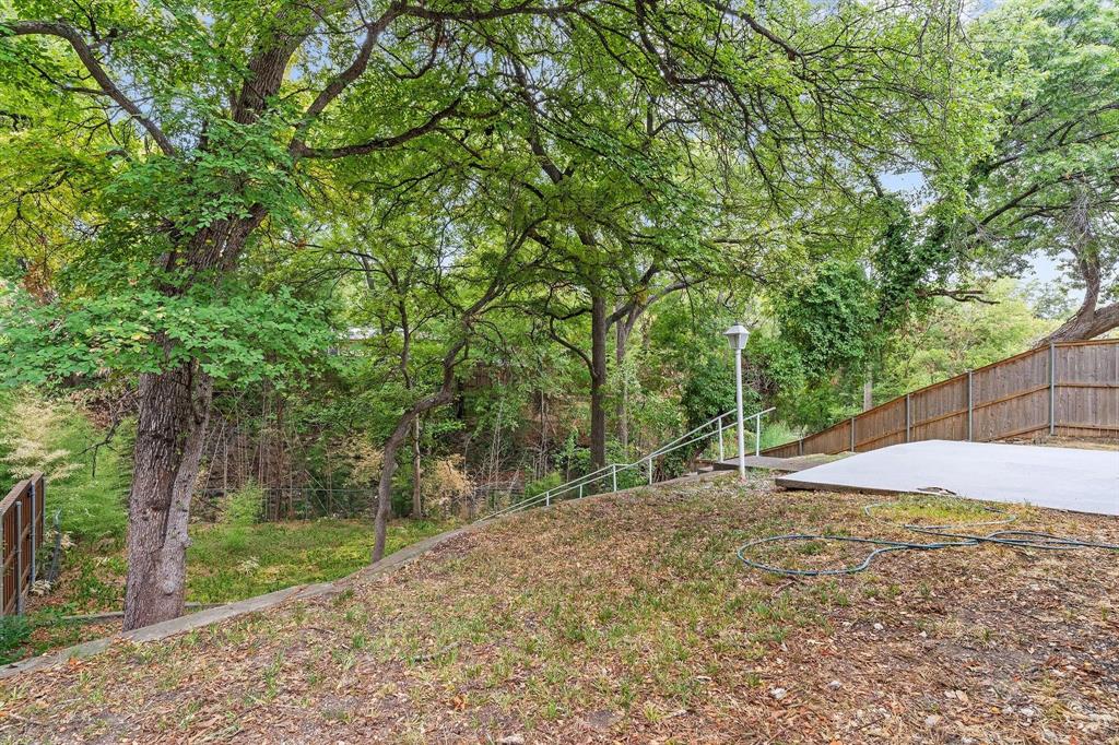 Claremont 04 Inst - Residential Lease
