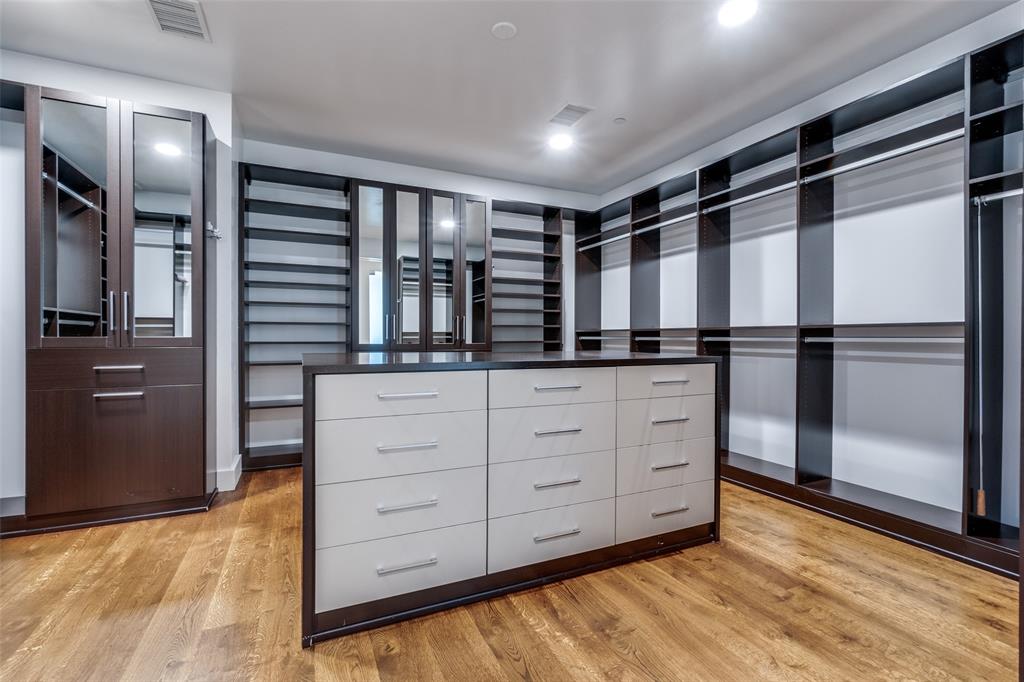 BLEU CIEL CONDO - Residential