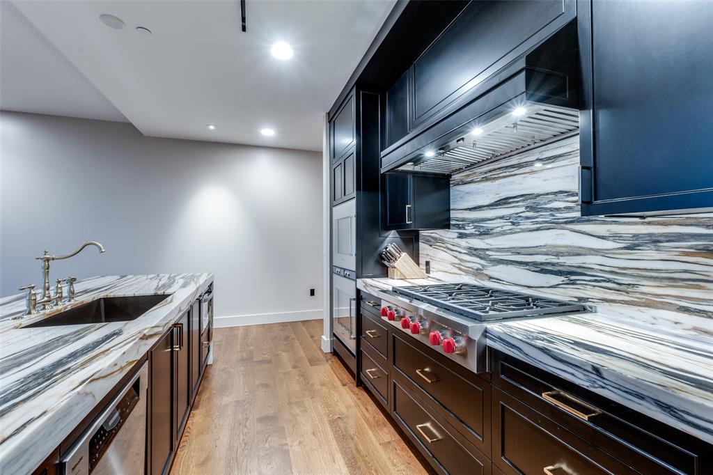BLEU CIEL CONDO - Residential