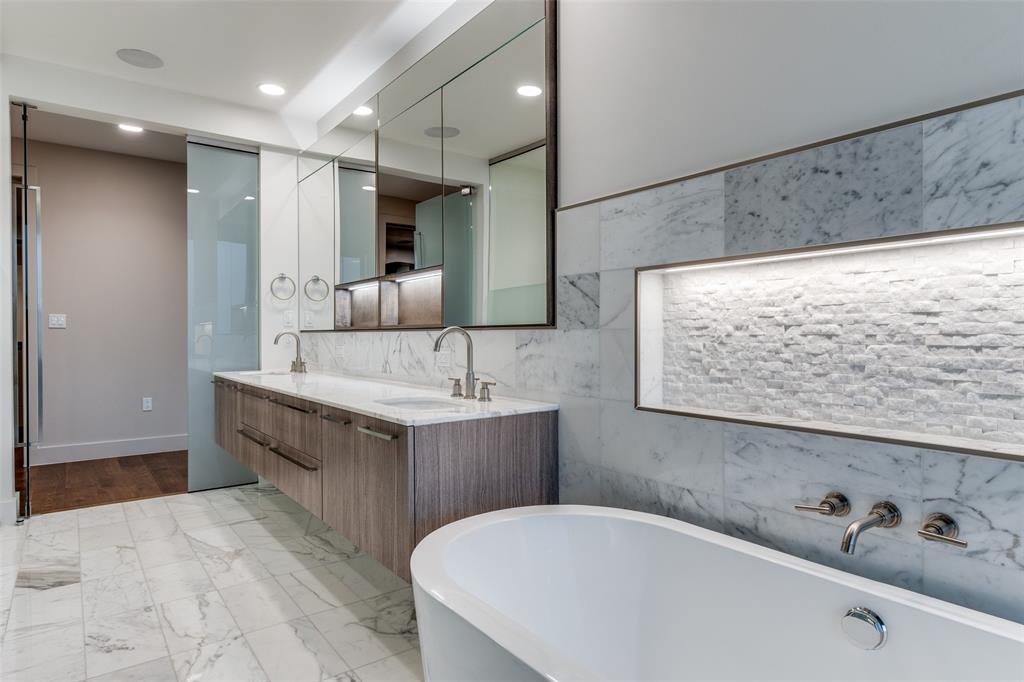 BLEU CIEL CONDO - Residential