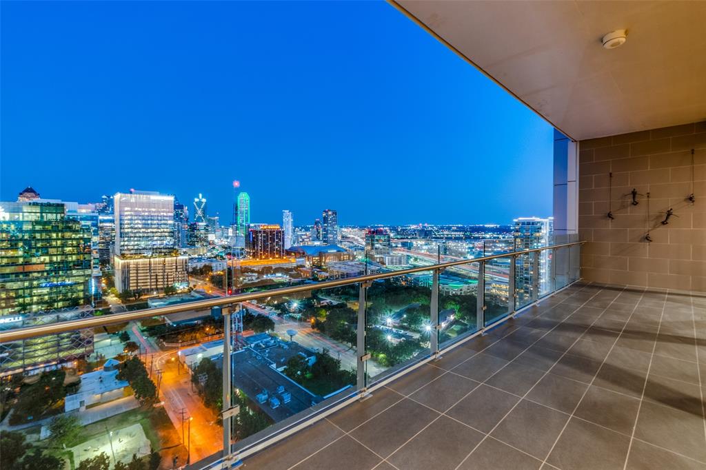 BLEU CIEL CONDO - Residential