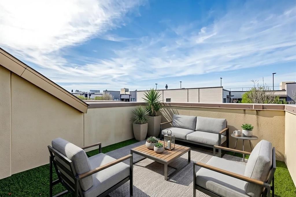 Wycliff Heights Condo - Residential