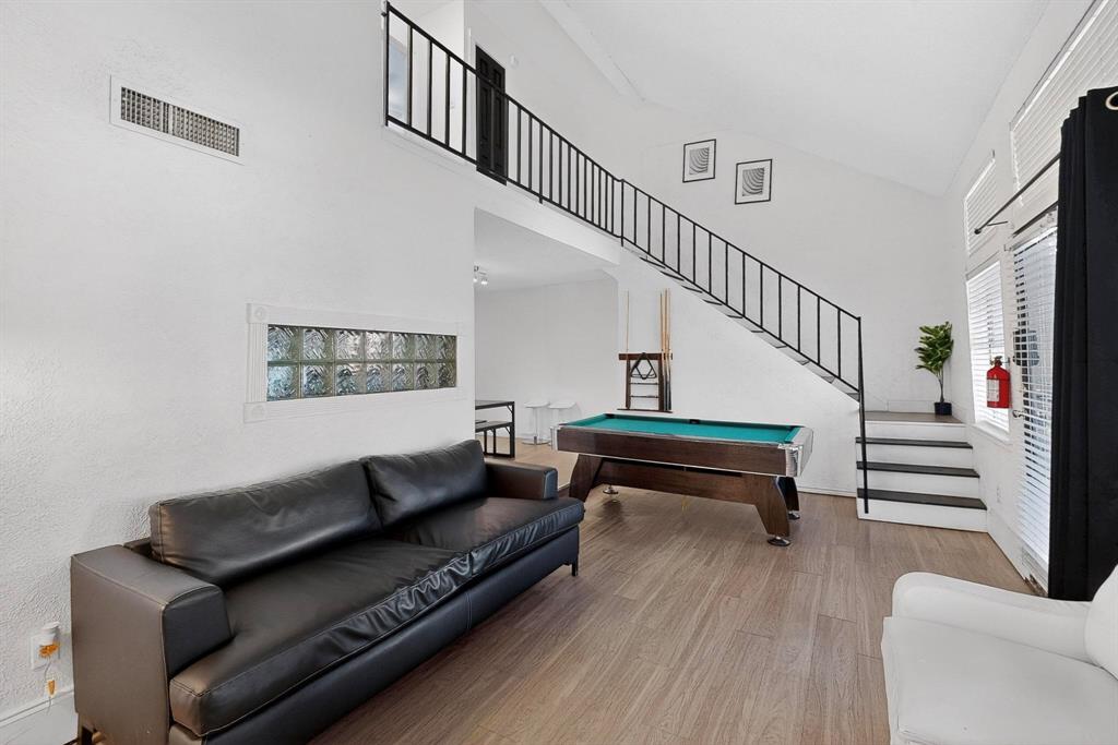 Stoneridge West Tnhse Devlpmnt - Residential