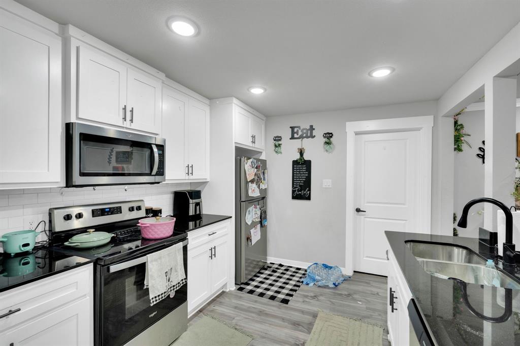 TOWN - WAXAHACHIE - Residential
