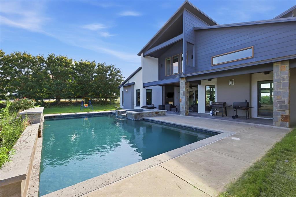 Crystal Hills - Residential
