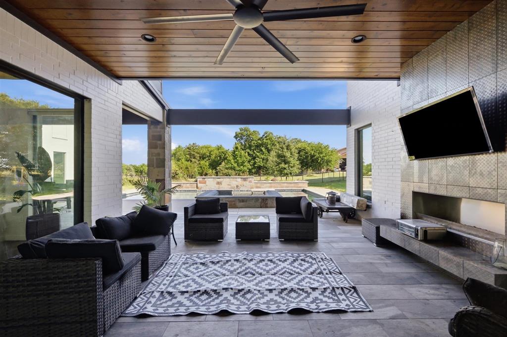 Crystal Hills - Residential