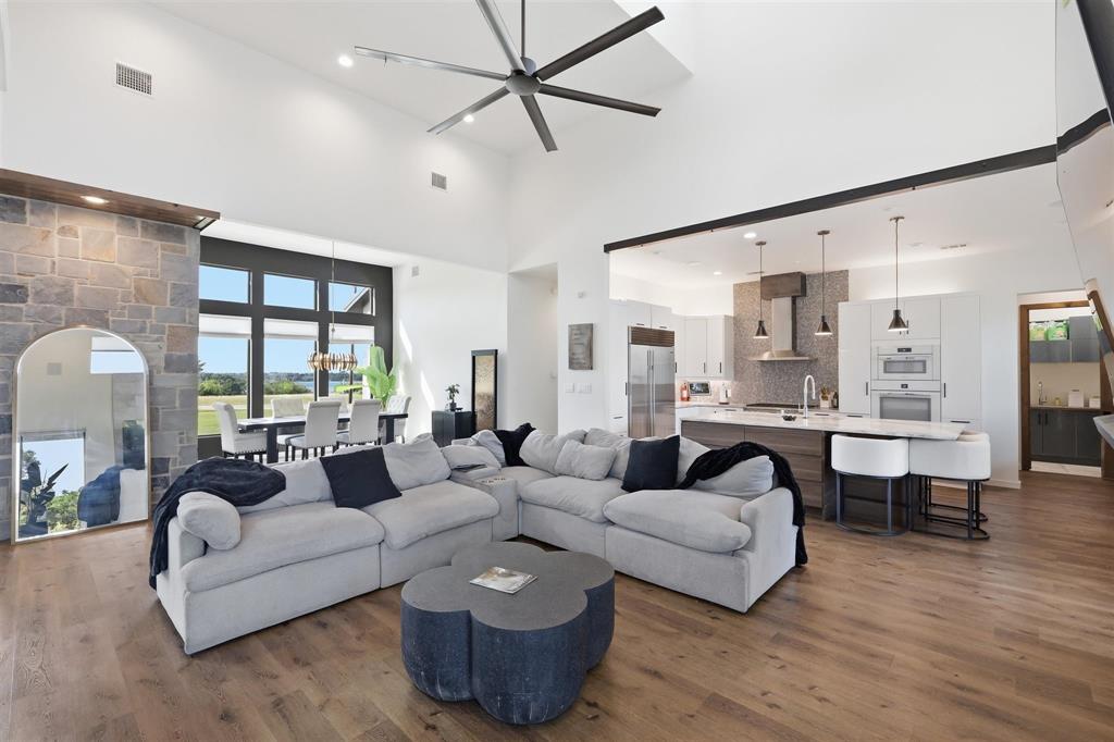 Crystal Hills - Residential