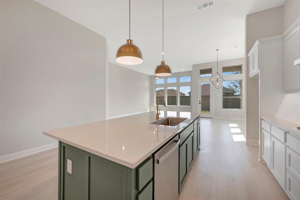 Treeline - Residential