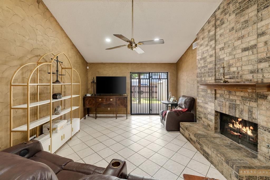 Lewisville Valley 3 - Residential