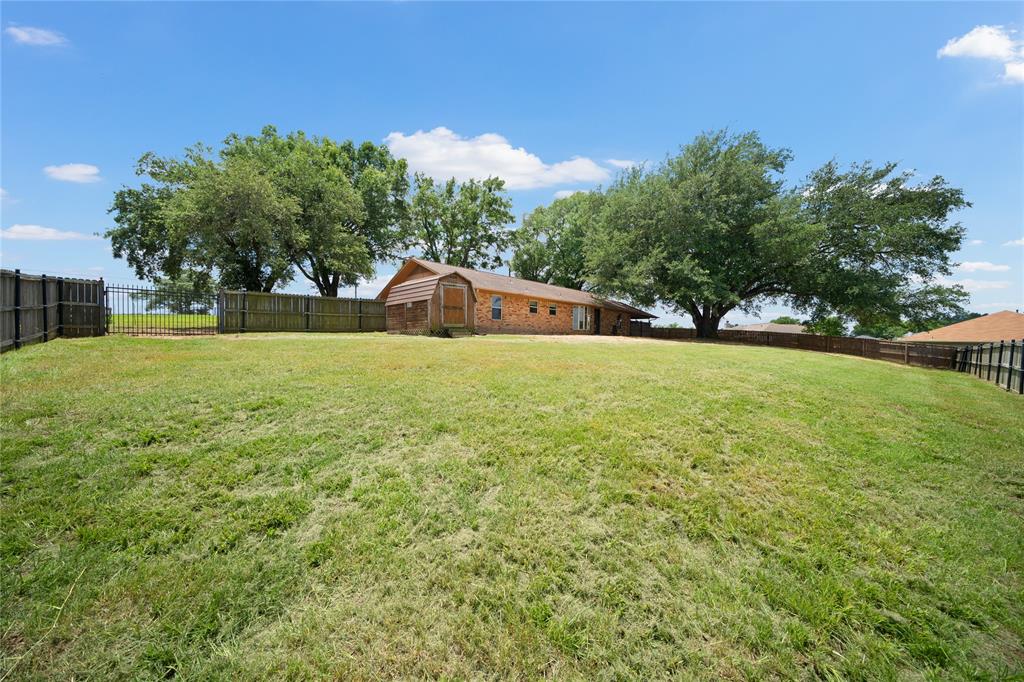 T QUEVADO - Residential
