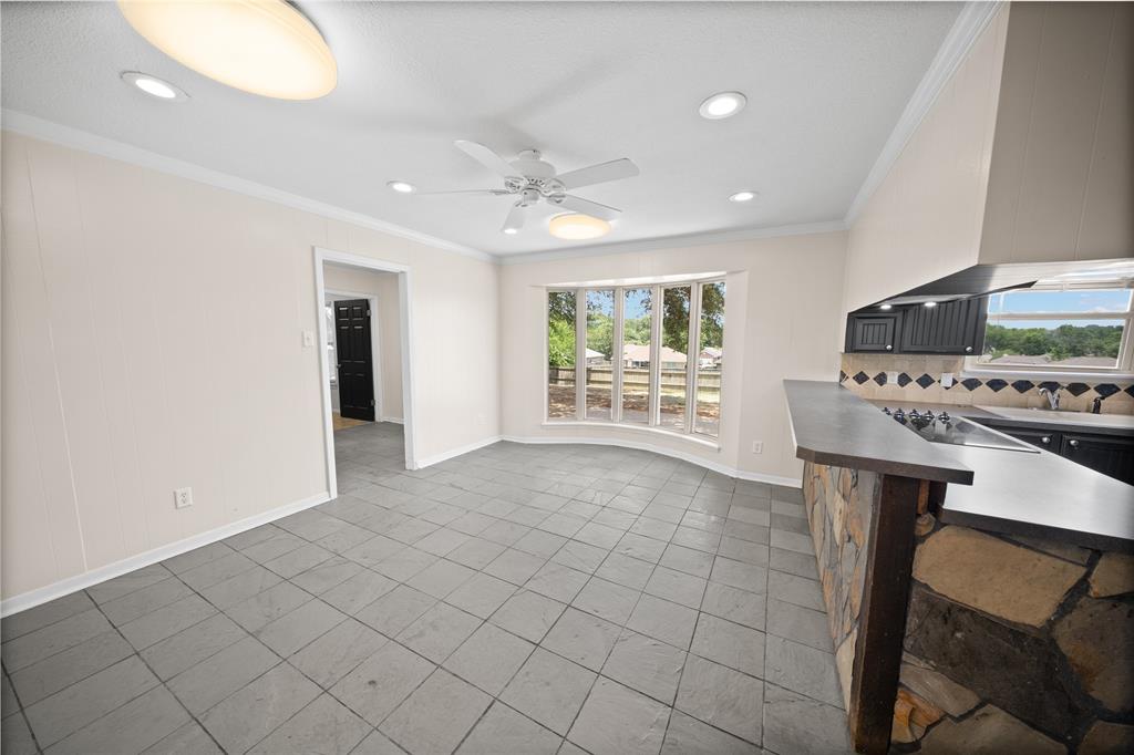 T QUEVADO - Residential