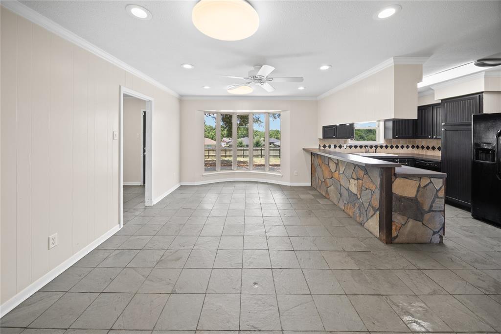 T QUEVADO - Residential
