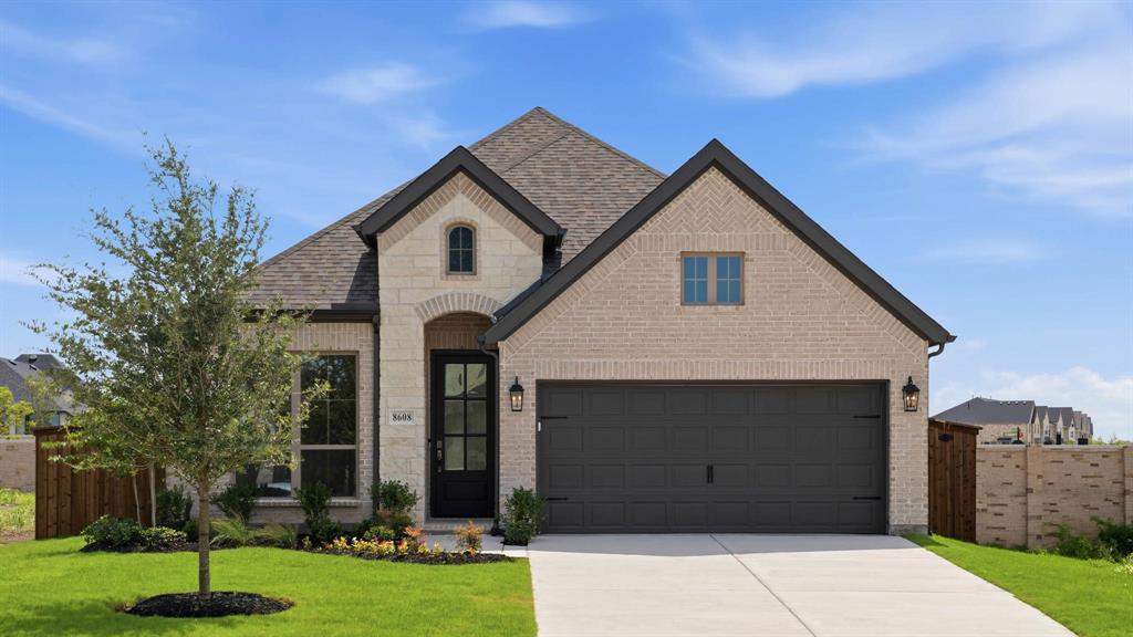 Trinity Falls - Residential