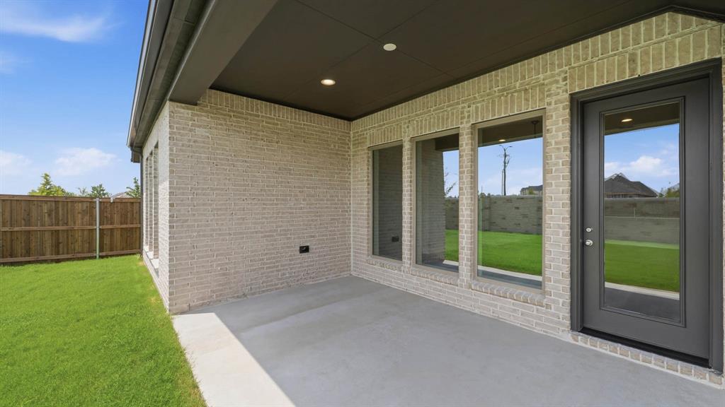 Trinity Falls - Residential