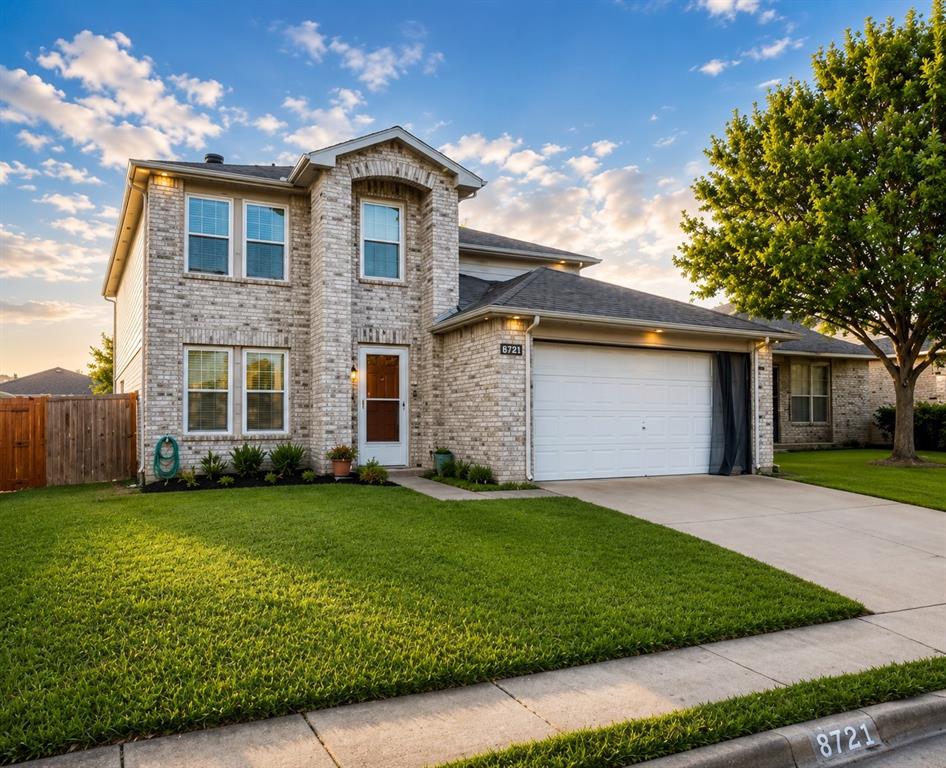Opportunities like this don’t come around often finding this much space at this price point is hard to beat! With a motivated seller, this is an incredible opportunity for buyers looking to make their move. Schedule your private showing today before it’s gone!
This beautifully maintained home in the highly sought-after Summer Creek Ranch community! Offering over 2,500 square feet of living space, this spacious 4-bedroom, 2.5-bath home features an inviting floor plan with multiple living and dining areas, providing flexibility for entertaining, working from home, or everyday living. Fresh interior paint gives the home a bright, refreshed feel, while the generous primary suite offers a private retreat with an ensuite bath and spacious walk-in closet. The backyard provides plenty of room to relax, entertain, or create your own outdoor oasis. Conveniently located near shopping, dining, parks, top-rated schools, and major highways, this home offers the perfect combination of comfort, convenience, and value. Whether you’re looking for your forever home or your next investment, this is an opportunity you won’t want to miss!