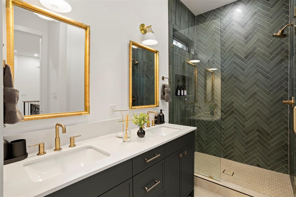 Lakeland Terrace - Residential