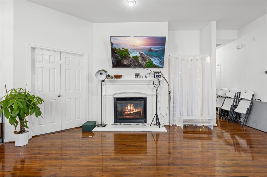 Crossing At Fossil Creek The - Residential Lease
