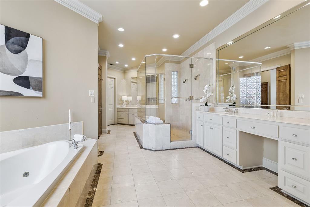 Oaktree Ph Four - Residential