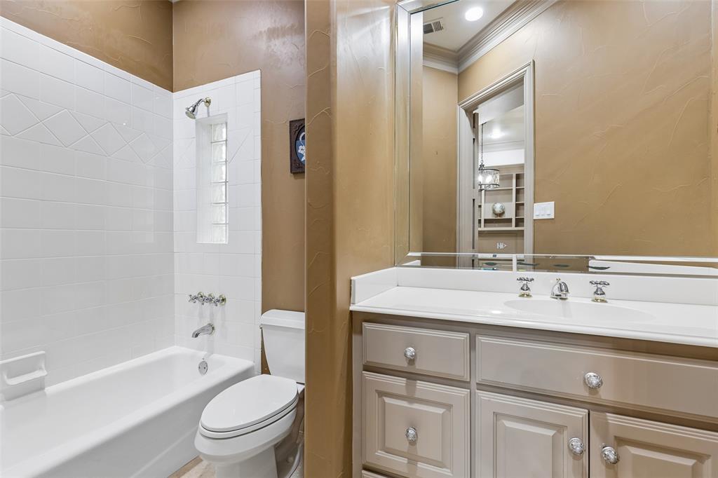 Oaktree Ph Four - Residential