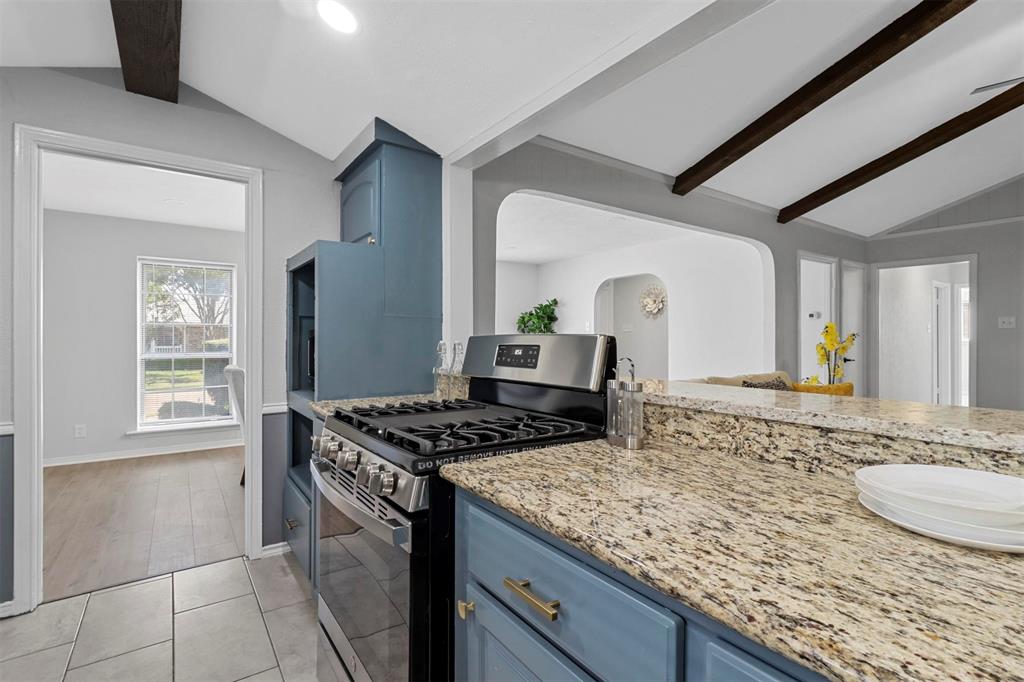 Southgate Manor 04 - Residential
