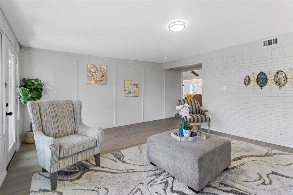 Southgate Manor 04 - Residential