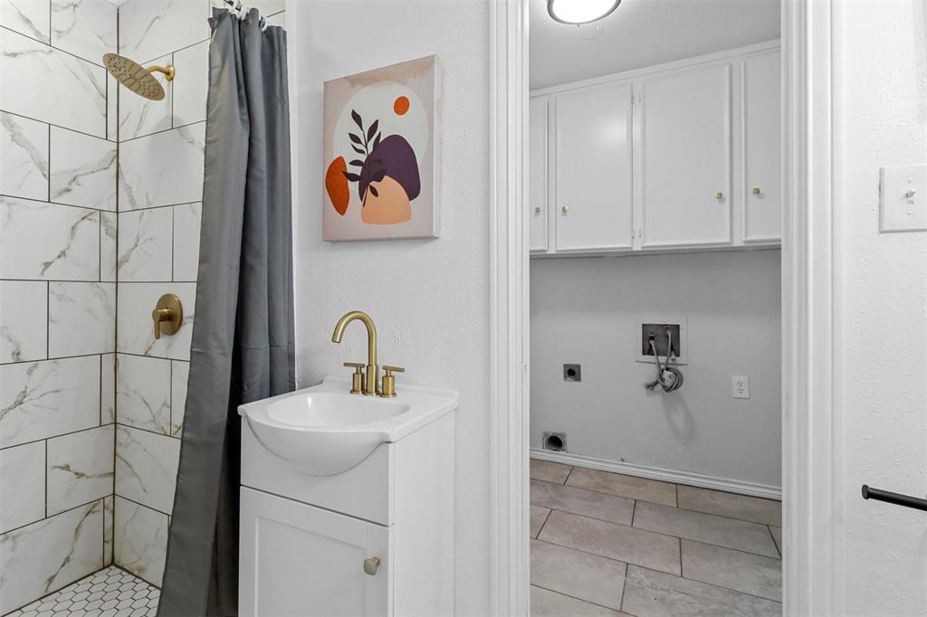 Southgate Manor 04 - Residential