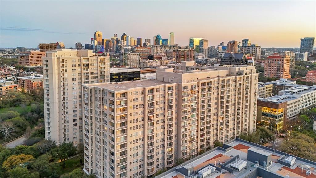 Renaissance On Turtle Creek Condo - Residential