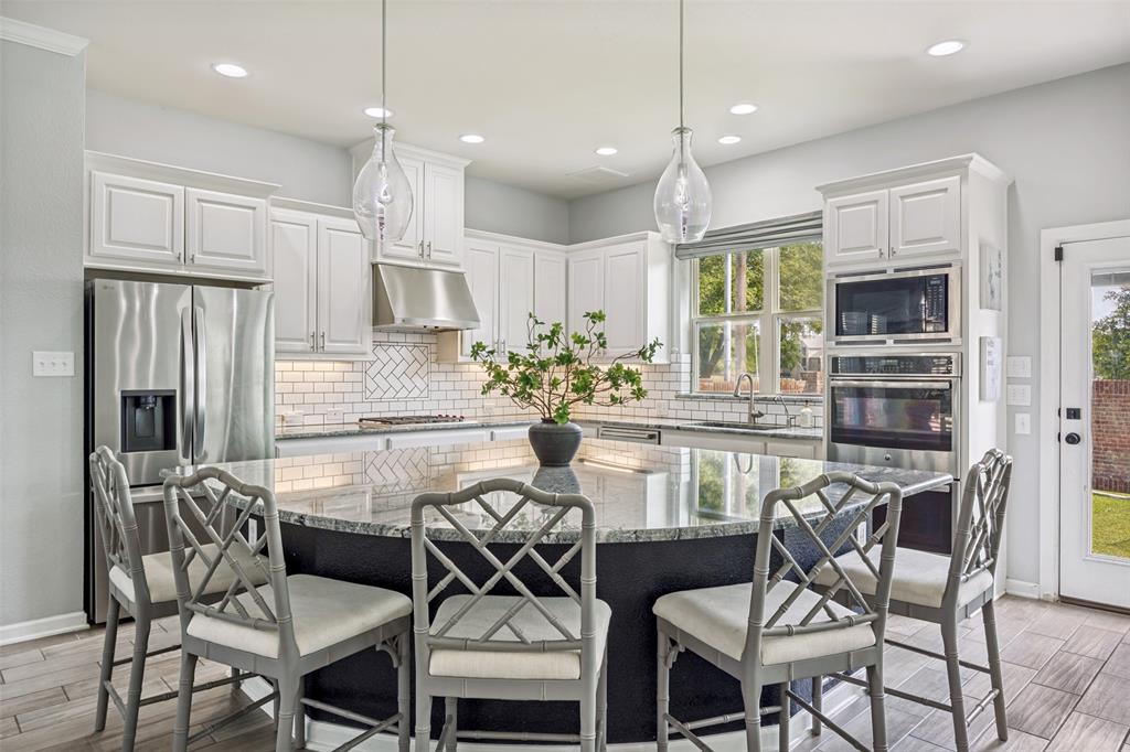SAVOY LANDING - Residential