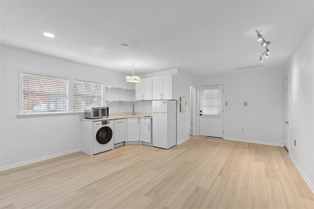 Chamberlain Arl Heights 1st Add - Residential Lease