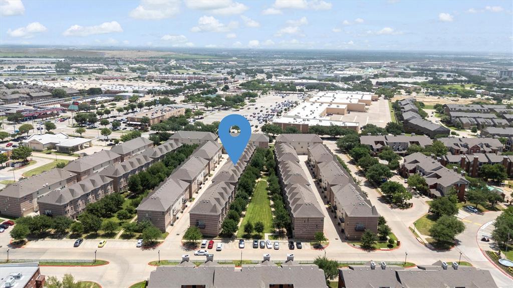 Brownstones At Vista Ridge Con - Residential