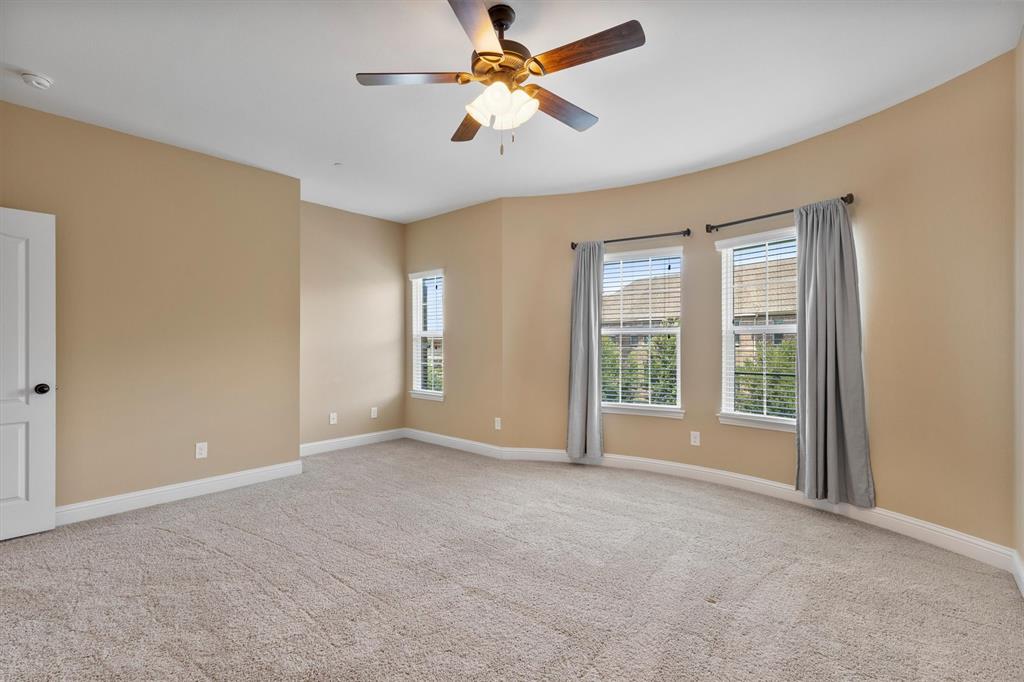 Brownstones At Vista Ridge Con - Residential