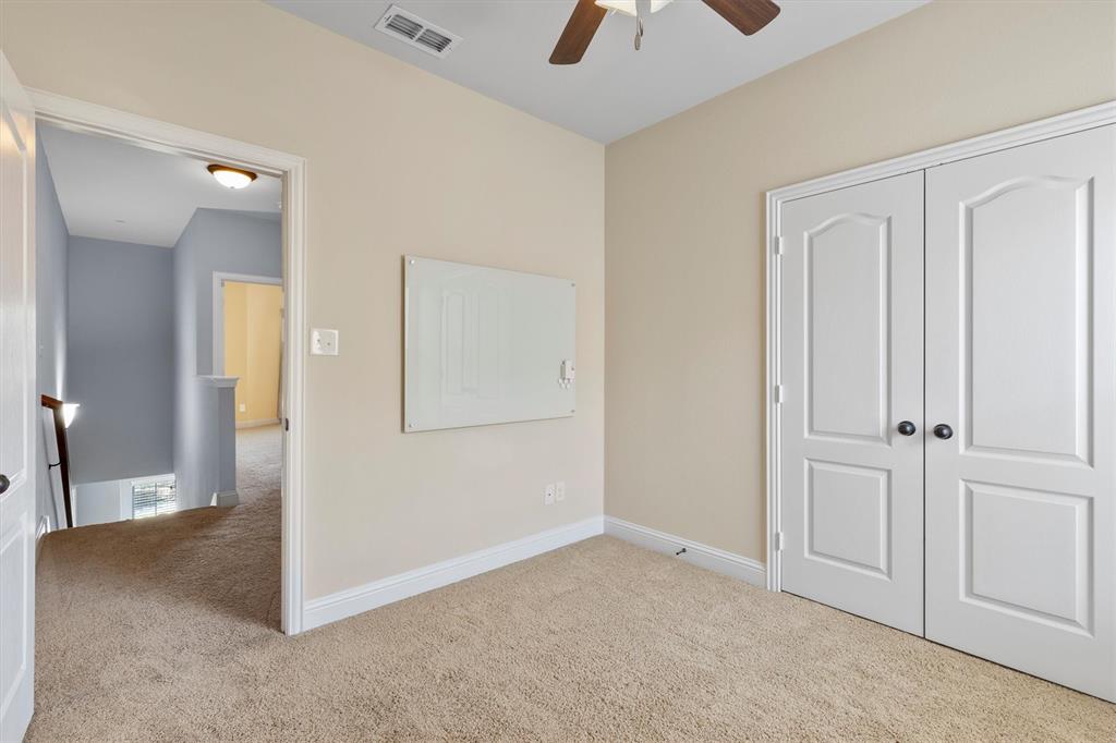 Brownstones At Vista Ridge Con - Residential