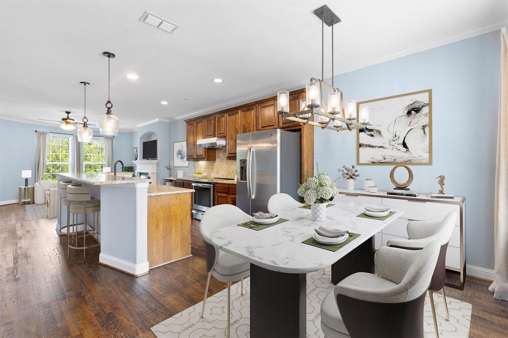 Brownstones At Vista Ridge Con - Residential